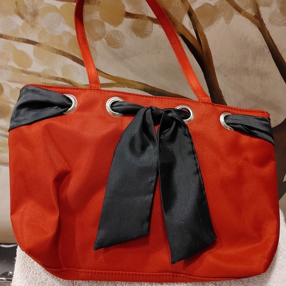 Cute little bag - Picture 1 of 4